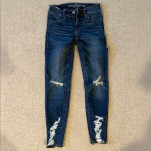 American Eagle Outfitters Women's Dark Blue Ripped Skinny Jeans